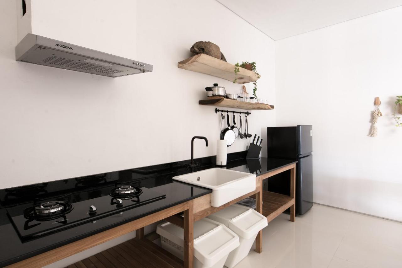 Pelangi 148 Beach Suites 塞米亚克 外观 照片
