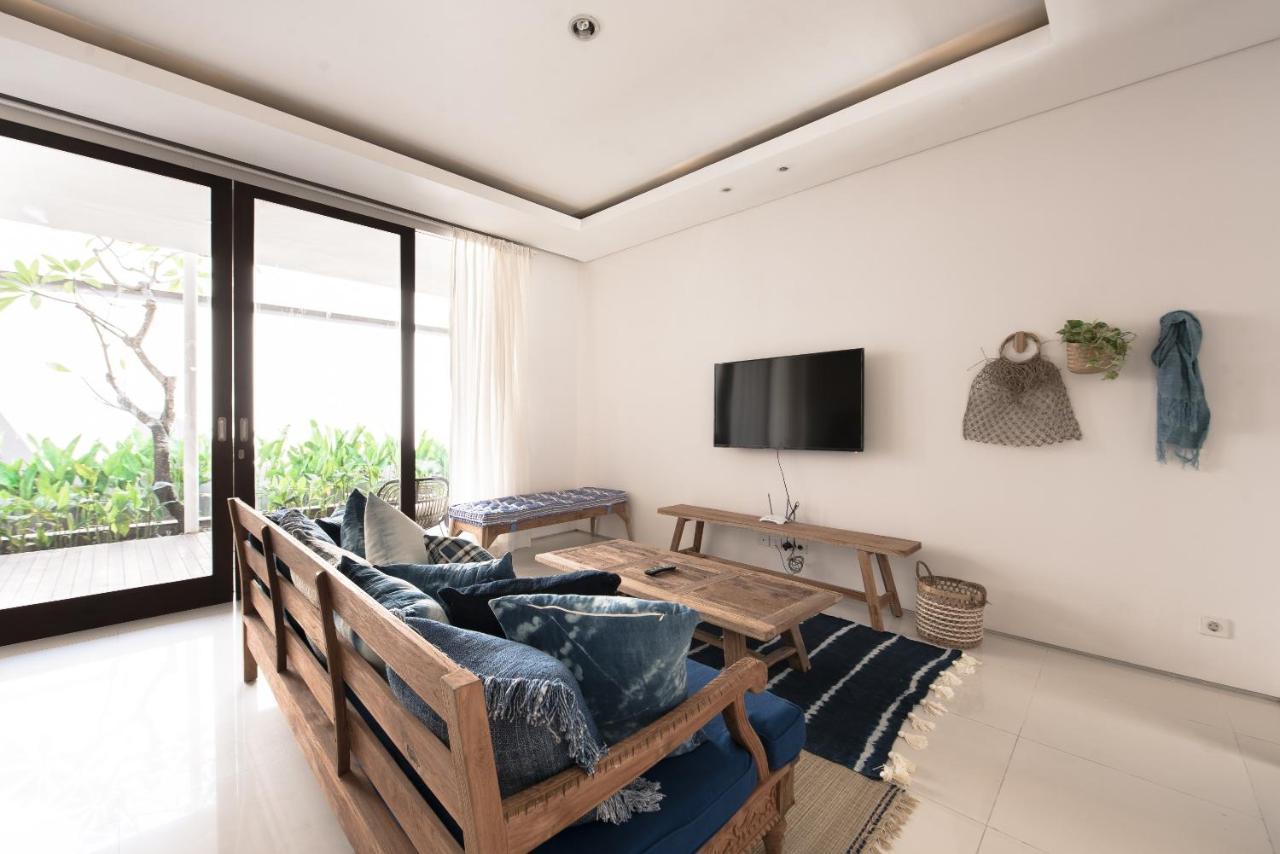 Pelangi 148 Beach Suites 塞米亚克 外观 照片