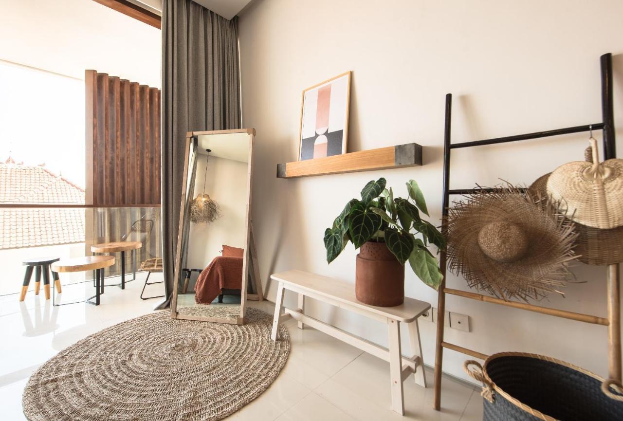 Pelangi 148 Beach Suites 塞米亚克 外观 照片